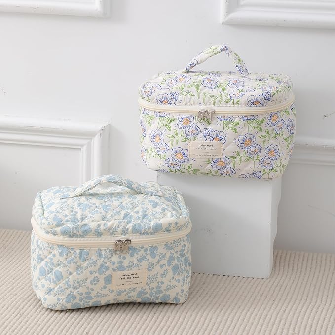 uekeboag Large Travel Quilted Makeup Bag for Women, Floral Cotton Cosmetic Bag, Coquette Aesthetic Floral Toiletry Organizer Bag