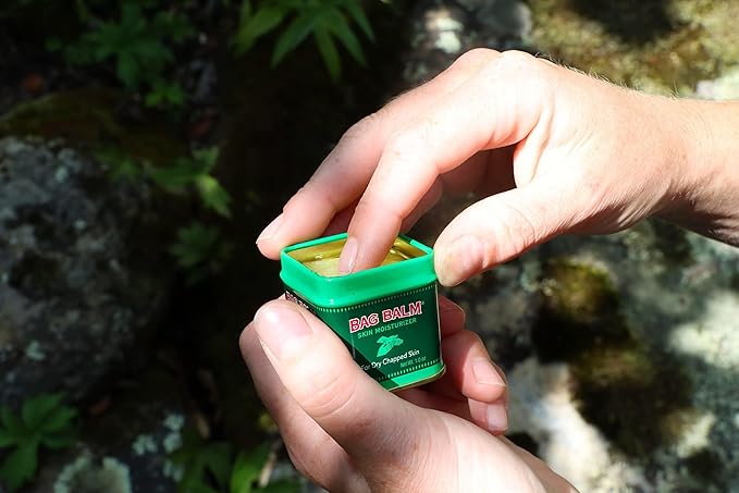 Bag Balm Skin Moisturizer Mini Tin Gift Box (Set of 3)
