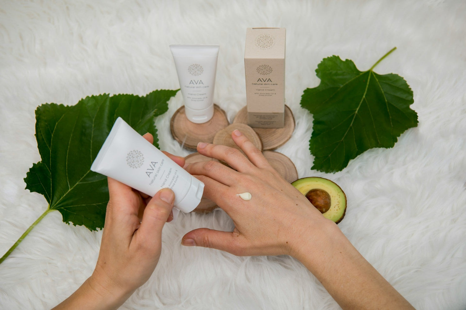 Non-greasy-hydrating-hand-cream-for-soft-and-smooth-hands
