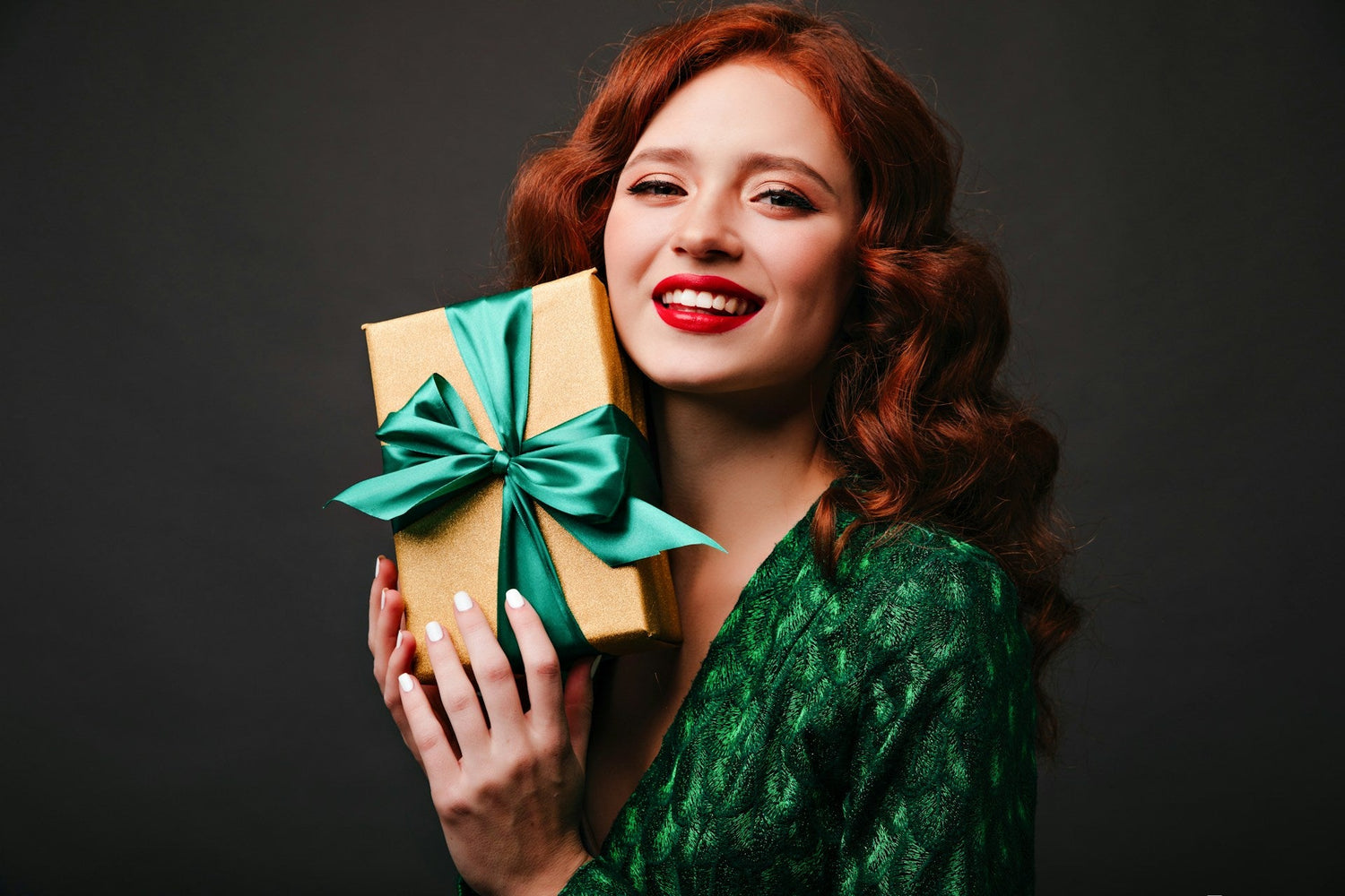 Curated-self-care-gift-sets-for-women-including-skincare-and-wellness-items